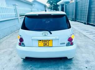 A picture of 2008 Toyota Landcruiser