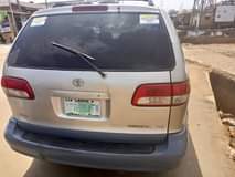 A picture of Toyota Sienna 2002 model Working perfectly well Baked on firstbody