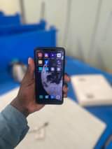 A picture of Oppo F7 64GB by 4GB 4G 