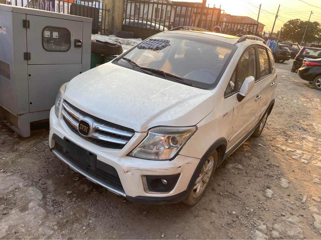 A picture of Very clean in and out first body 2021 innocent connect