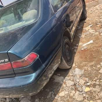 A picture of Toyota Camry pencil light model 2002