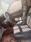 A picture of Nissan extera.