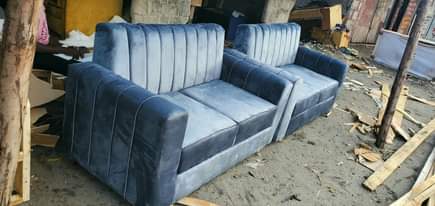 A picture of Tunapatikana temeke tunauza sofa za Hainan zozote Kwa mawasilino Zaid