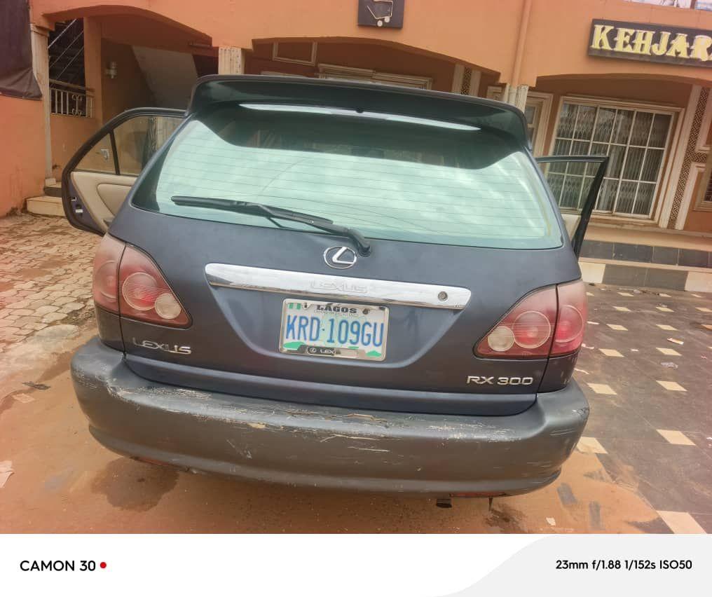 A picture of Car
