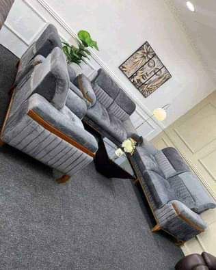 A picture of Executive sofaset
