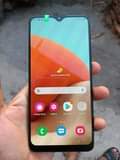 A picture of SAMSUNG A32