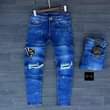 A picture of CLASSIC JEANS