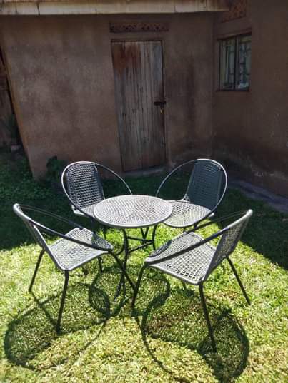 A picture of Out door furniture