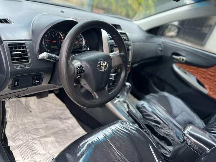 A picture of Toyota Corolla 2012 09061825415