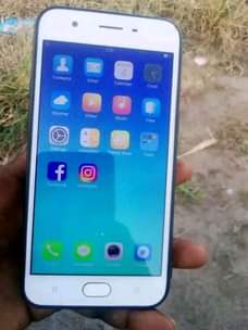 A picture of Oppo a57 65