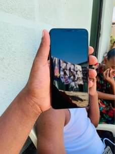 A picture of iphone Xs Max