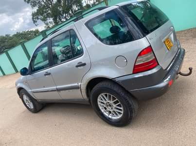 mercedes benz ml320