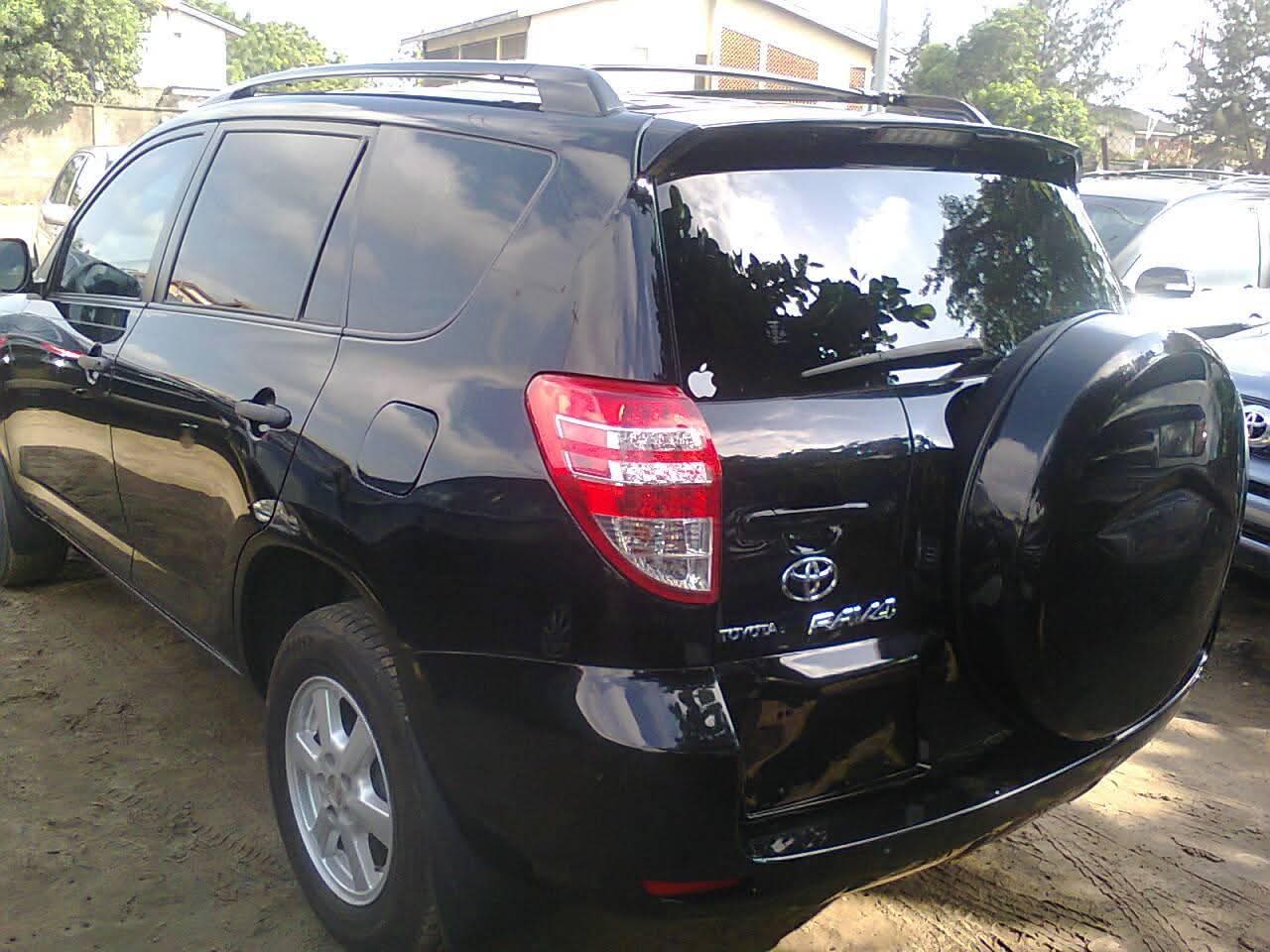 A picture of Toyota RAV4