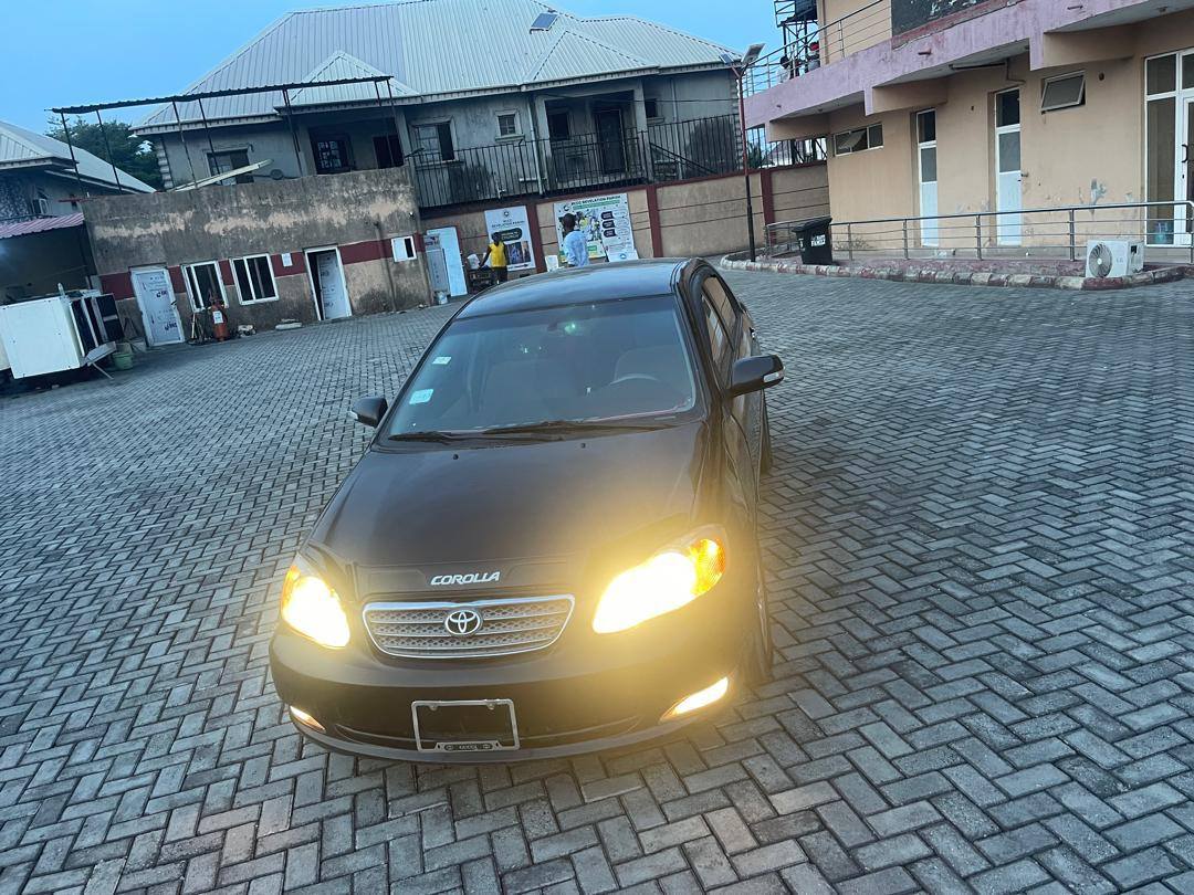 A picture of Awoof deal2006 Toyota Corolla First body pan Engine Tappingand Gear