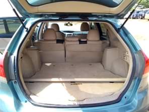 A picture of Super Clean 2010 Toyota Venza for quick Grab everything is