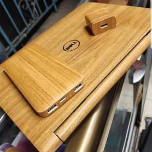 A picture of Tunabandika sticker kwenye SIMU LAPTOPS na DASHBOARD ZA MAGARI Kwa