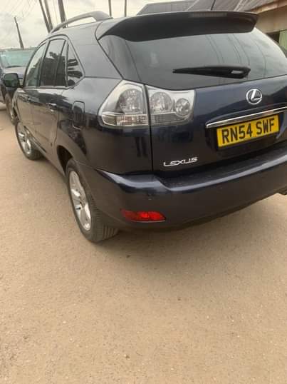 A picture of Lexus Rx 350 2010 available dm 07081155650