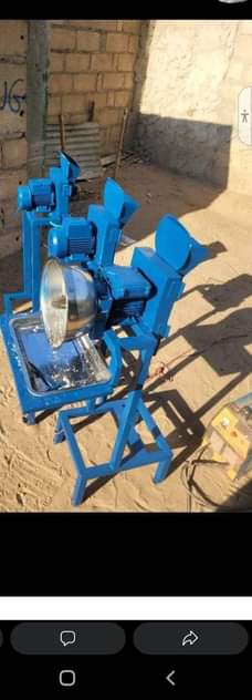 A picture of quinas de moer amendoim e ralar cco 871906335 Mquinas de