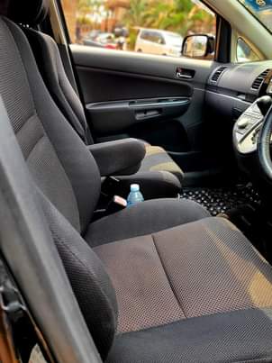 A picture of Toyota wish