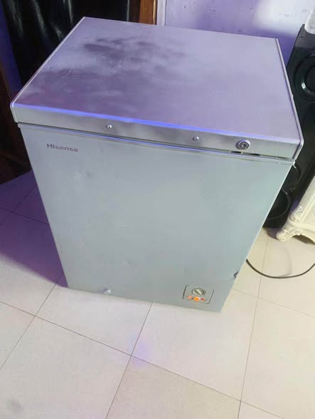 A picture of 145L Hisense deep freezer