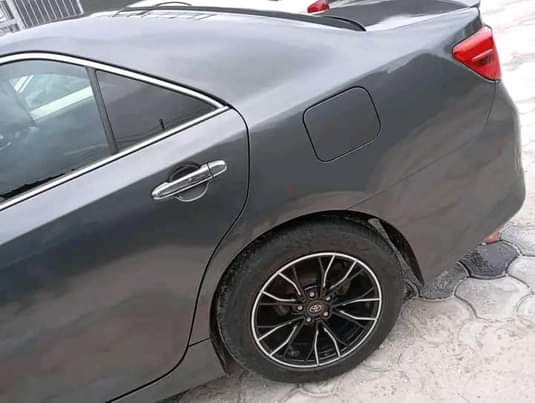 A picture of 2013model camry