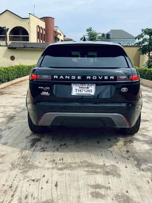 A picture of 2020 Range Rover Velar