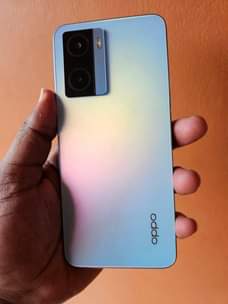 A picture of OPPO A77