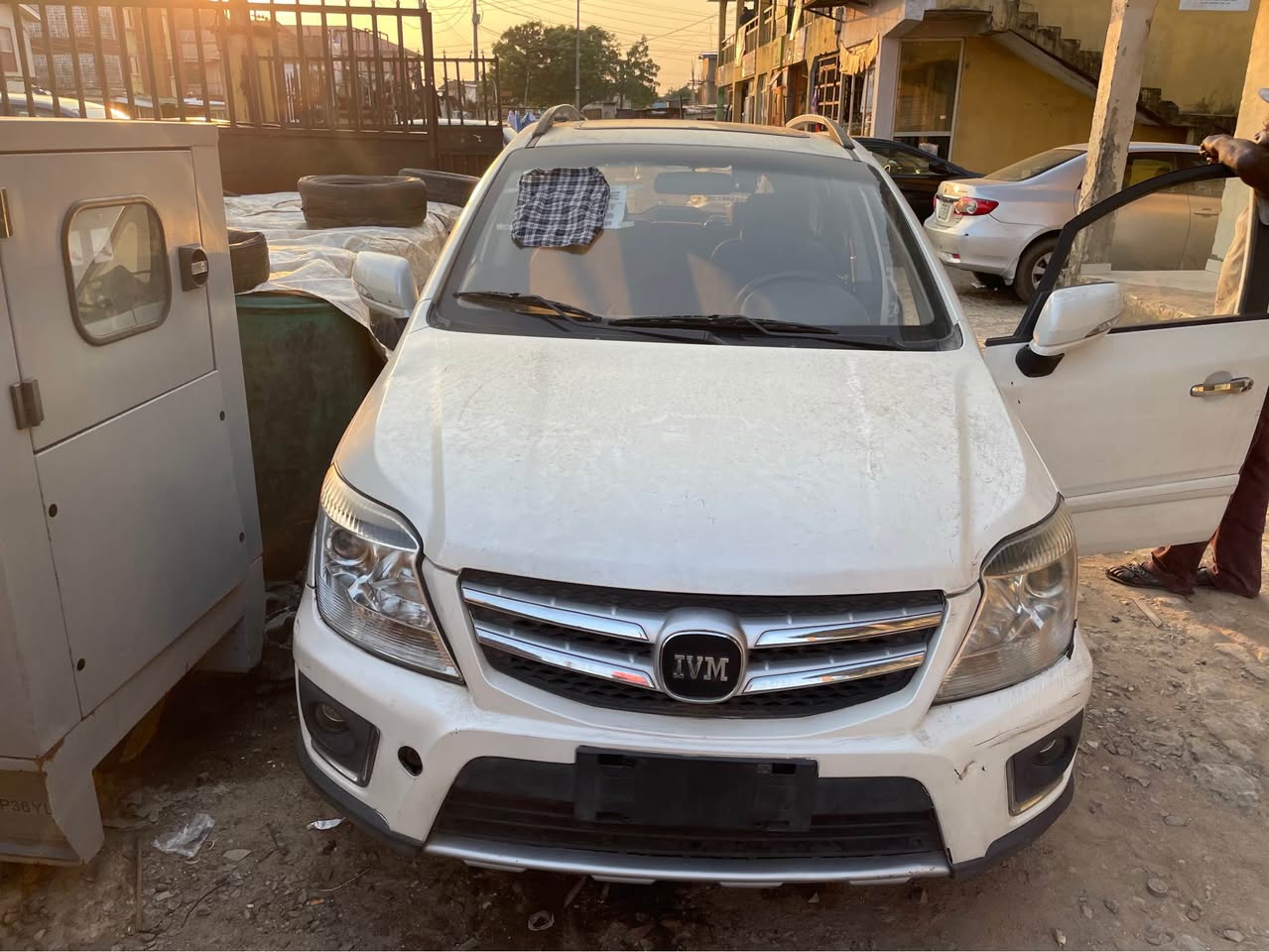 A picture of Very clean in and out first body 2021 innocent connect