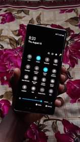 A picture of Samsung note9 128gb