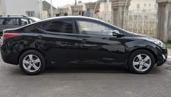A picture of 2013 Hyundai Elantra