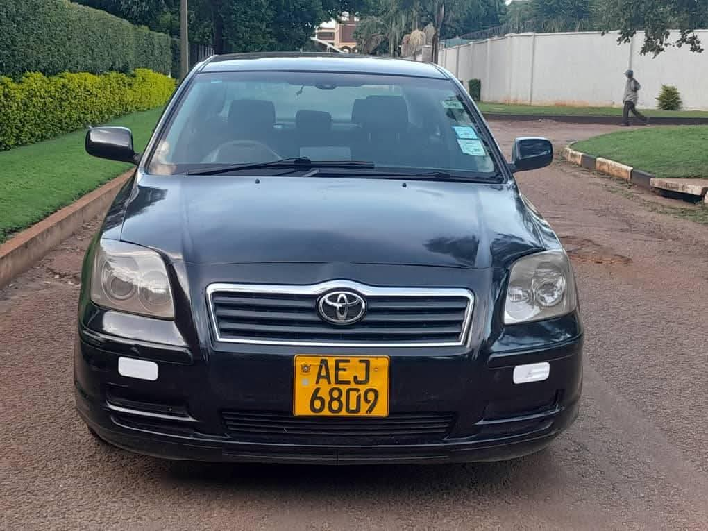 used toyota avensis