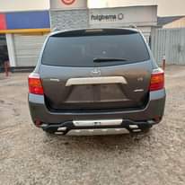 A picture of Distress Toyota Highlander 2009 Toks Standard