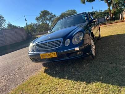 classifieds/cars mercedes