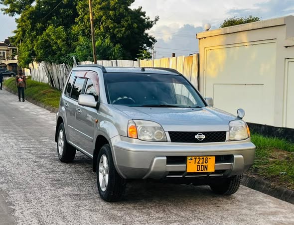 A picture of NISSAN XTRAIL NEW
