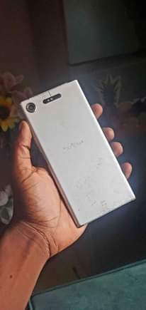 A picture of SONY XPERIA XZ1