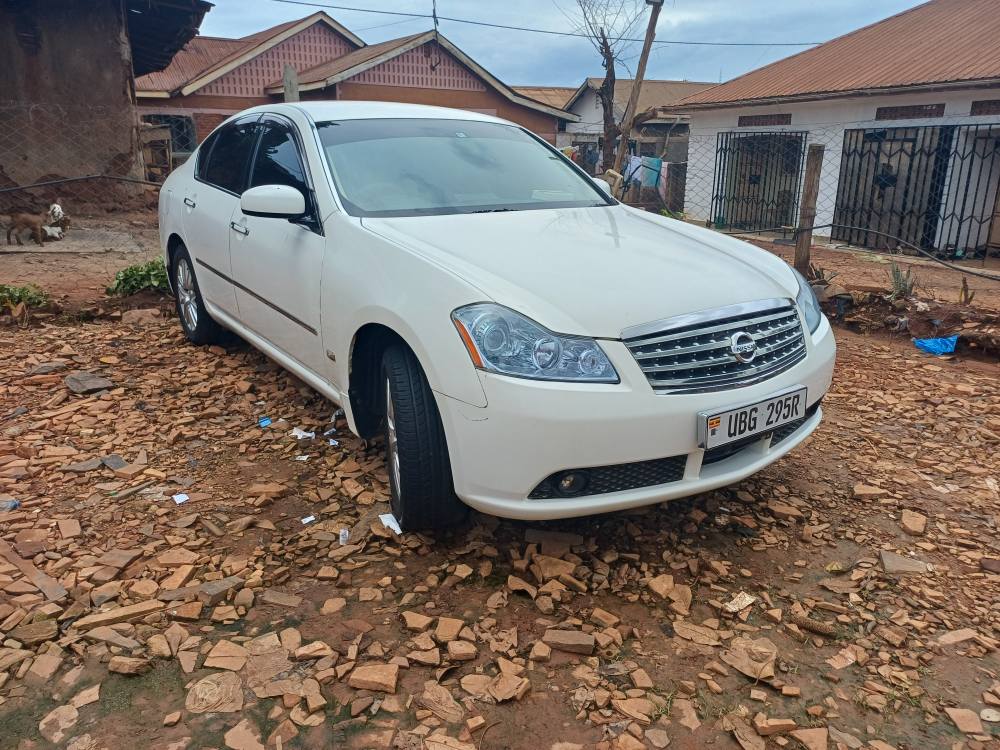 nissan fuga