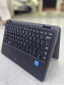 A picture of Dell laptop