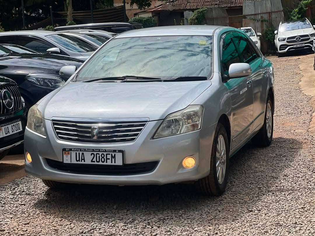 A picture of TOYOTA PREMIO 2010