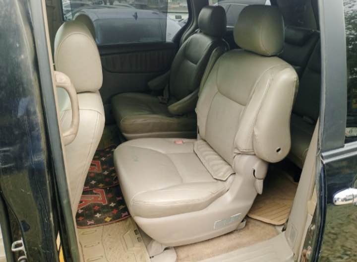 A picture of 2006 Toyota Sienna