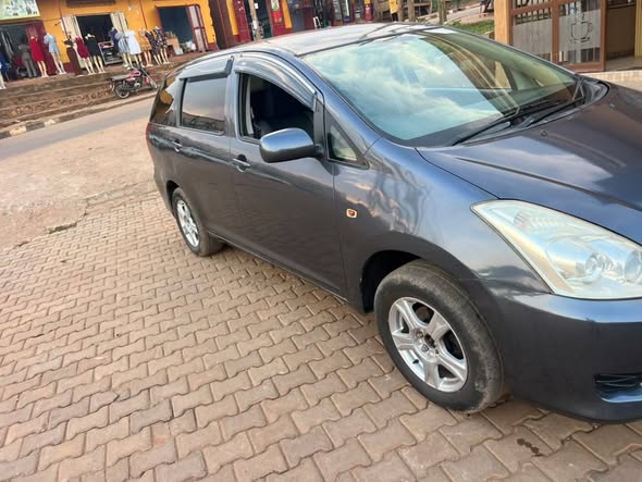 A picture of TOYOTA WISH 18M Slightly negotiable Good as new 0771331553