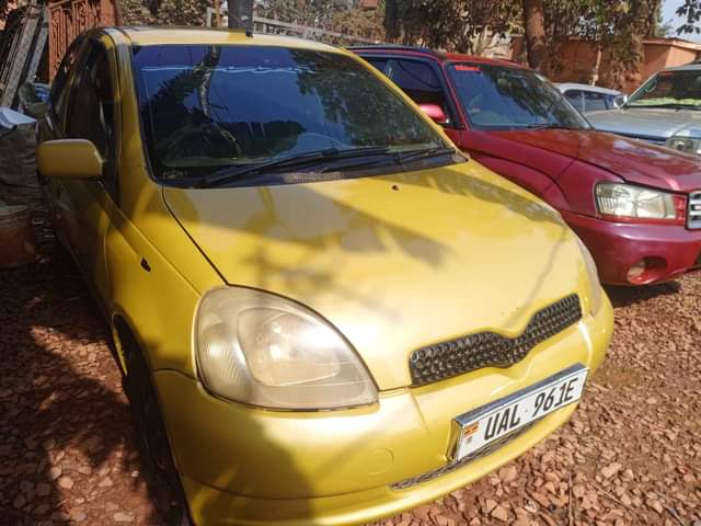 A picture of VITZ 8.5M CALL 0.7.5.9.6.5.4.7.8.6