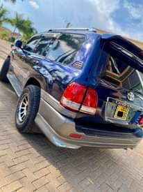 A picture of Landcruiser v8 diesle 65m
