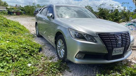toyota crown