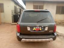 A picture of Honda pilot 04