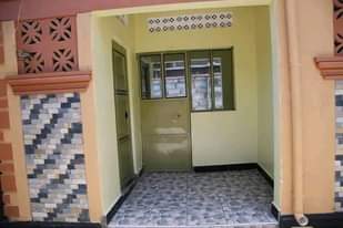 A picture of 3 double rooms for sale at 75m. They make 800