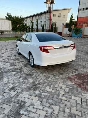 A picture of 2014 Toyota Camry like Belgium XLE keyless Untempered engine and
