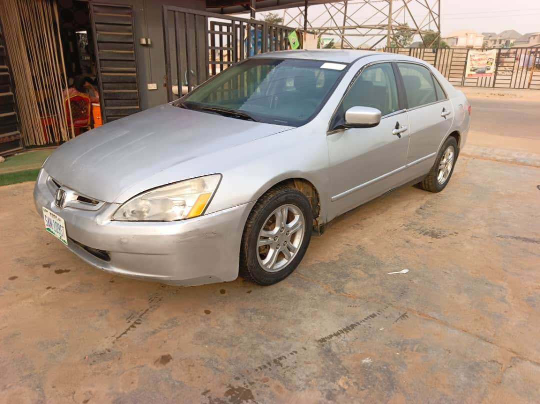 A picture of Honda accord 05 EOD 