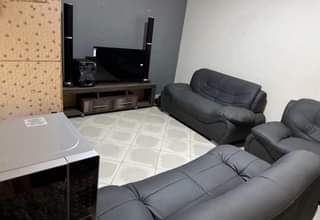 A picture of Uk sofa set