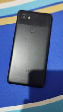 A picture of Google pixel 2XL 128gb