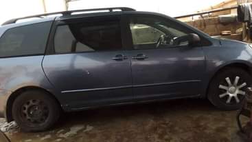 A picture of 2006 sienna